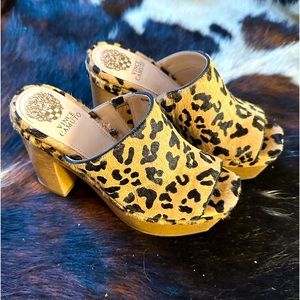 Vince Camuto platform mule